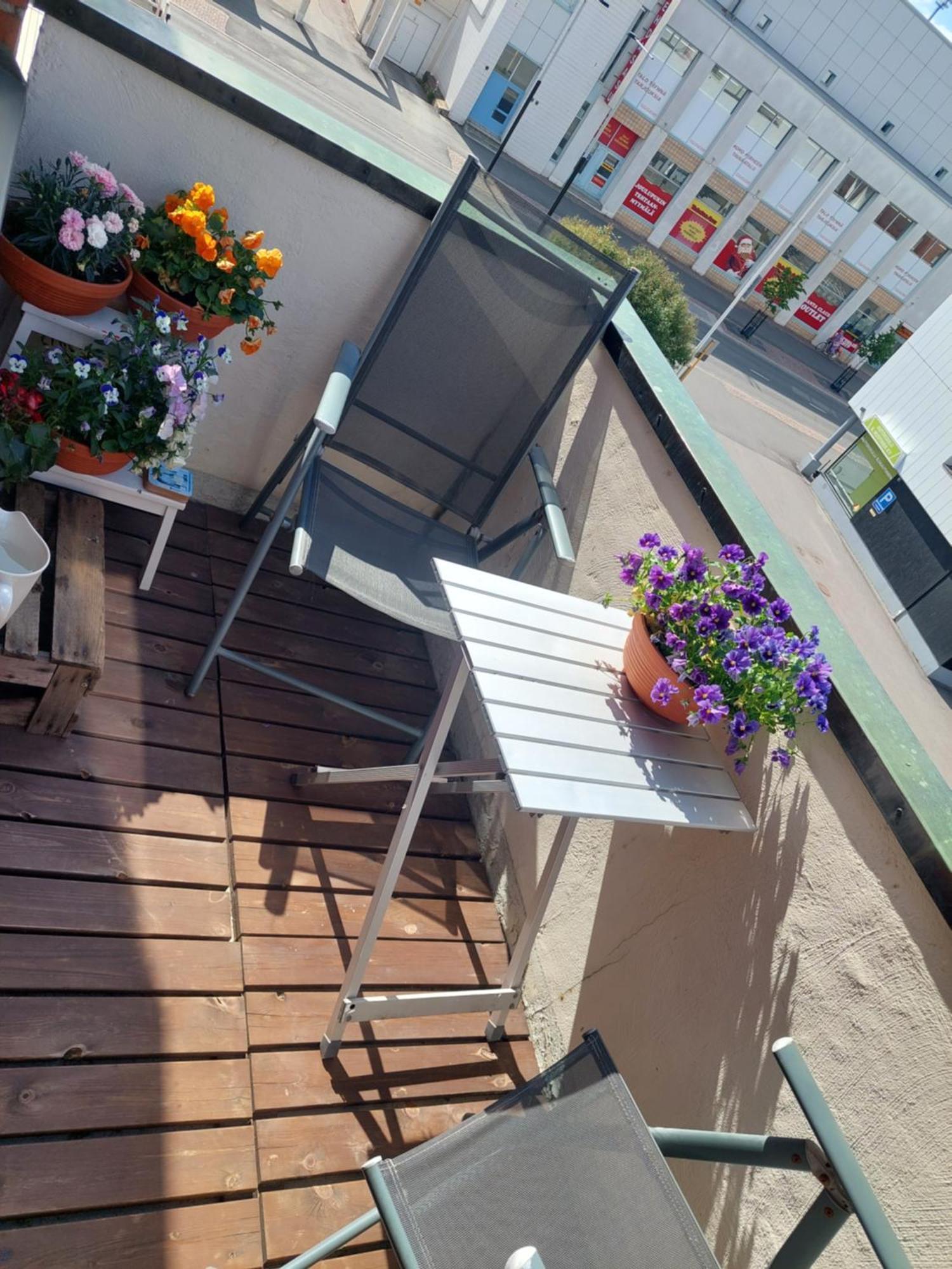 Alice Apartment - Main Street Rovaniemi Exterior photo